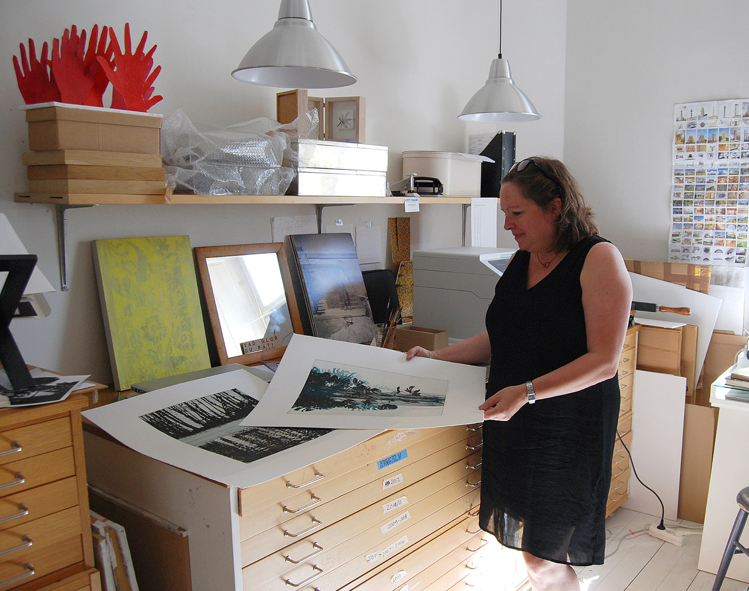 Alexandra Kern arbetar ofta med grafiska uttryck.