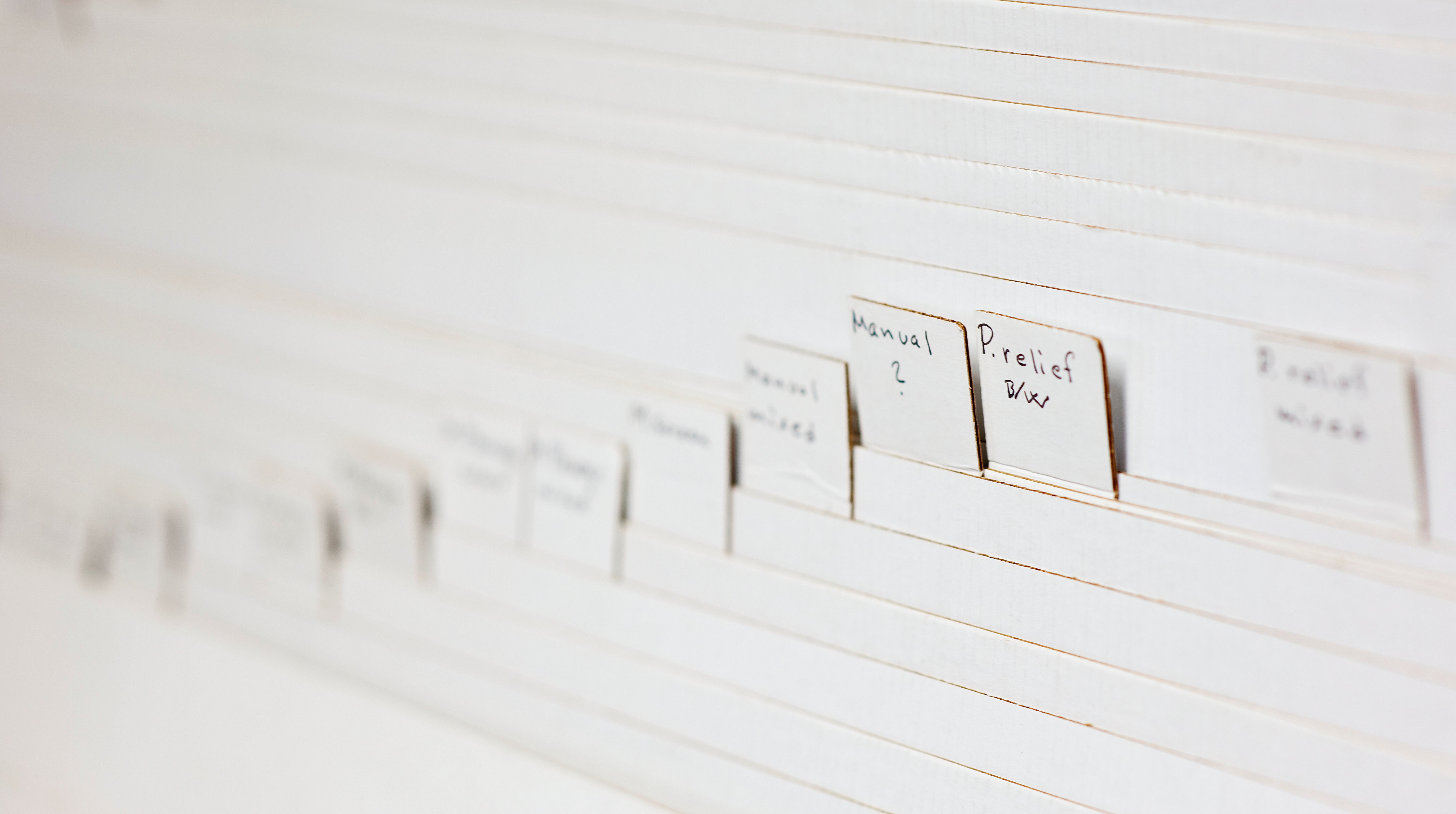 Flikar i ett dokumentarkiv